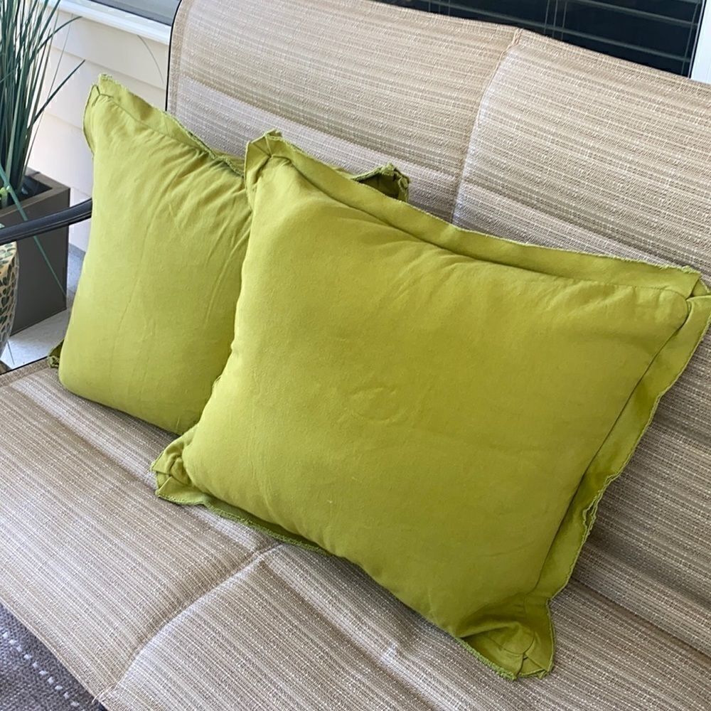 Surya 2 Pillow Covers 21”x21”